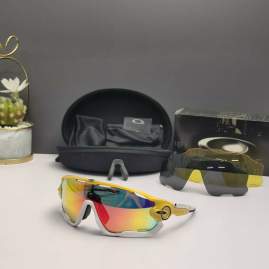 Picture of Oakley Sunglasses _SKUfw66124559fw